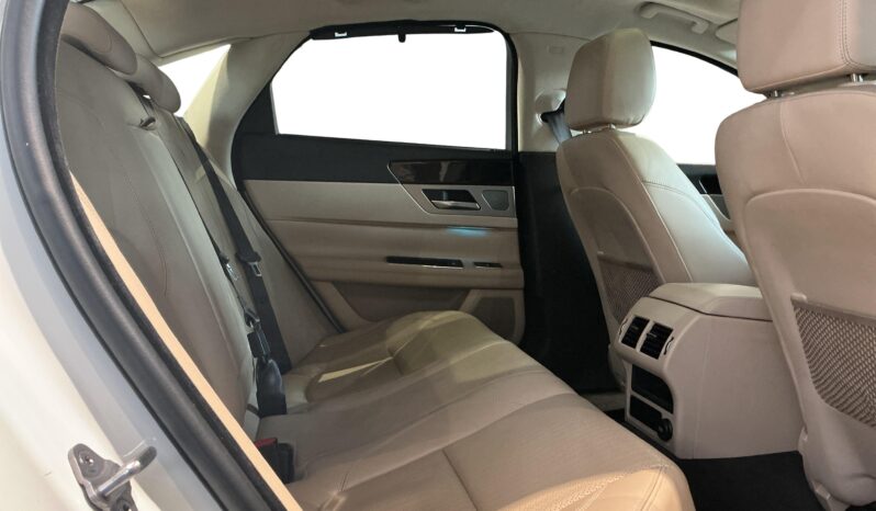 
								Jaguar X F 2.0 Prestige Diesel full									