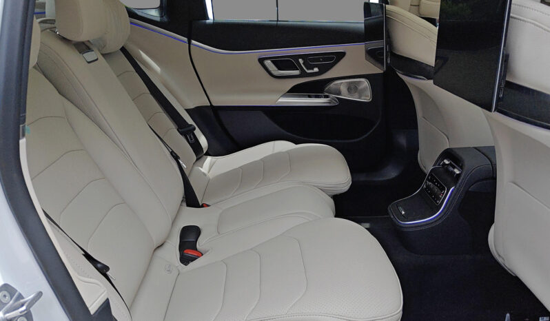 
								MERCEDES BENZ E 200 (RSE) full									