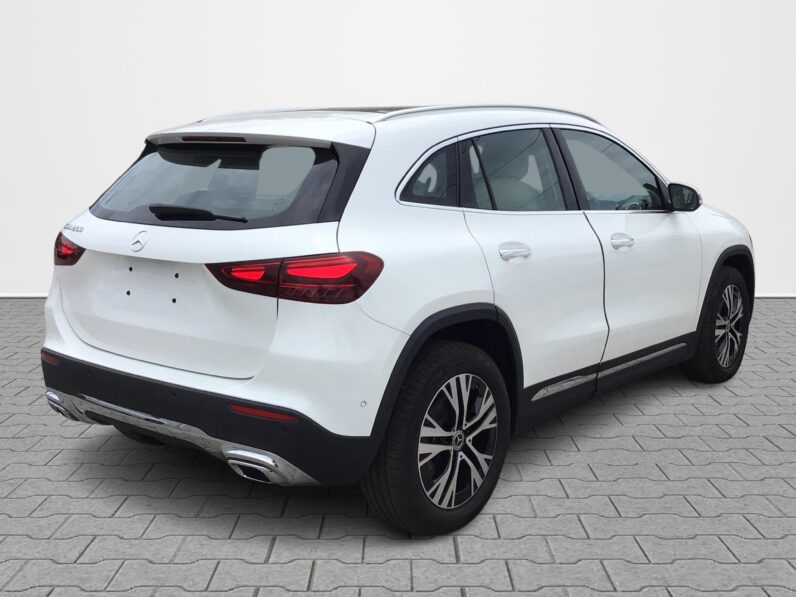 
								Mercedes Benz Certified GLA 200 at Coimbatore full									