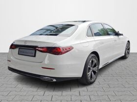 MERCEDES BENZ E 200 (RSE)
